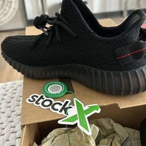 Yeezy boost 350 V2